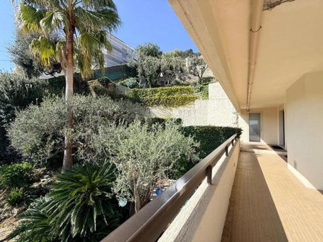 Villefranche sur mer, location saisonnière, Appartement villa de 148m², 4 chambres, parking, vue mer, piscine