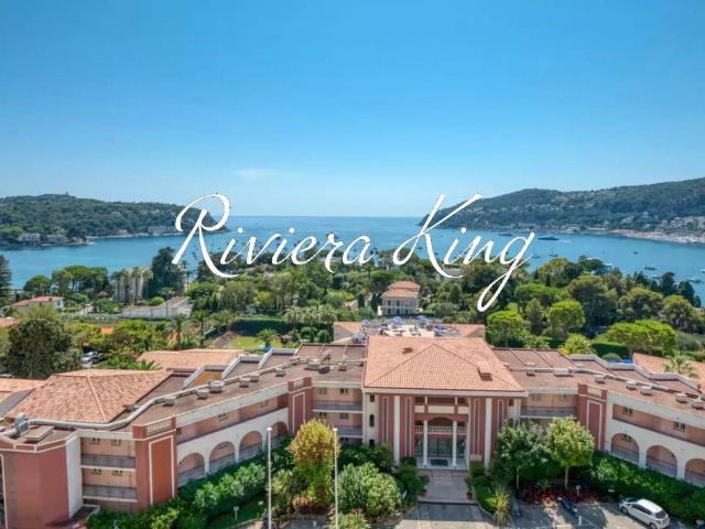 Villefranche sur mer Pont St Jean Terrasse vue mer 35m² Villefranche sur Mer