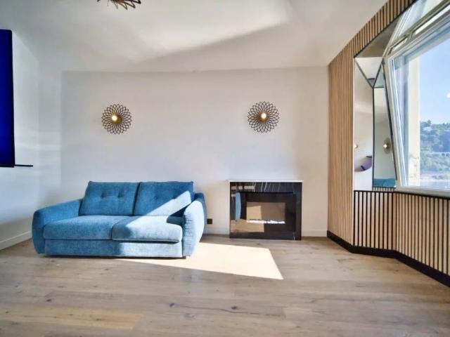 Villefranche sur Mer, superbe loft pieds dans l’eau 61m² Villefranche sur Mer