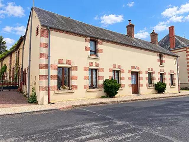 Villegenon 18260 Achat / Vente maison 5 pièces t5 au dernier étage jardin