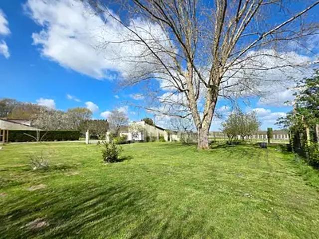 Villegouge 33141 Achat / Vente maison 7 pièces t7 jardin terrasse