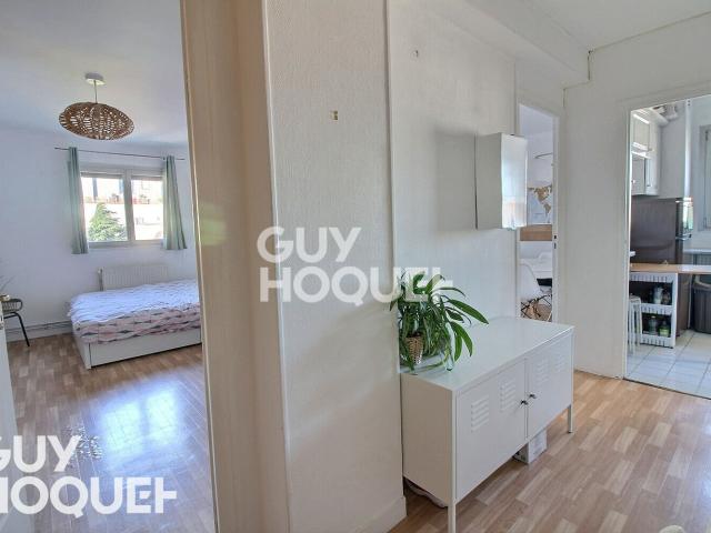 VILLEJUIF: appartement F2 43 m² à louer