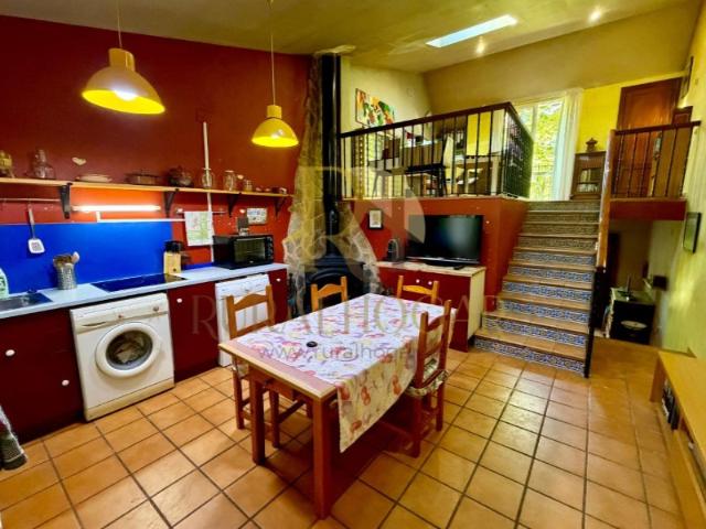 VILLEL DE MESA: ¡Encantador apartamento con terrazas!