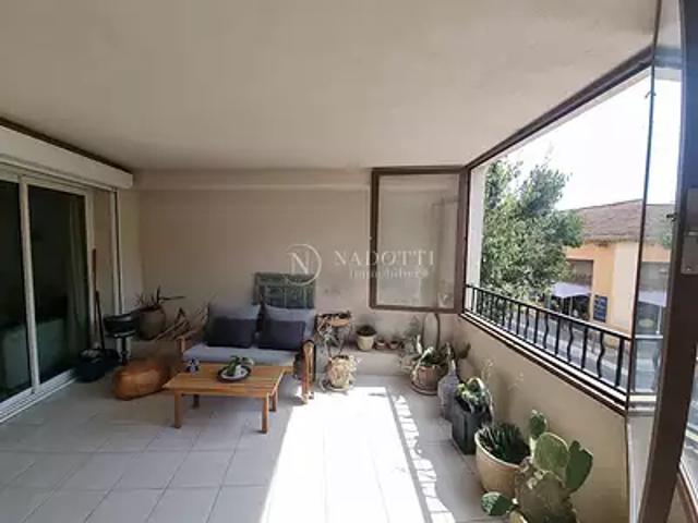 Villelaure 84530 Achat / Vente appartement 3 pièces t3