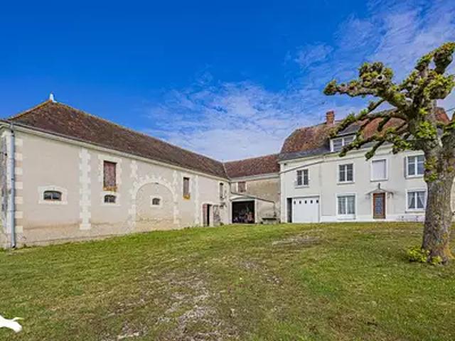 Villeloin Coulangé 37460 Achat / Vente maison 7 pièces t7 au dernier étage parking