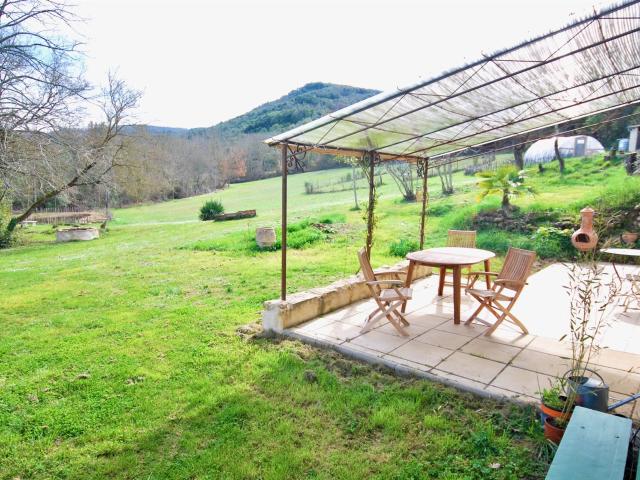 Villelongue d'Aude, Mas avec bergerie et bois, en pleine nat. 253m² Carcassonne