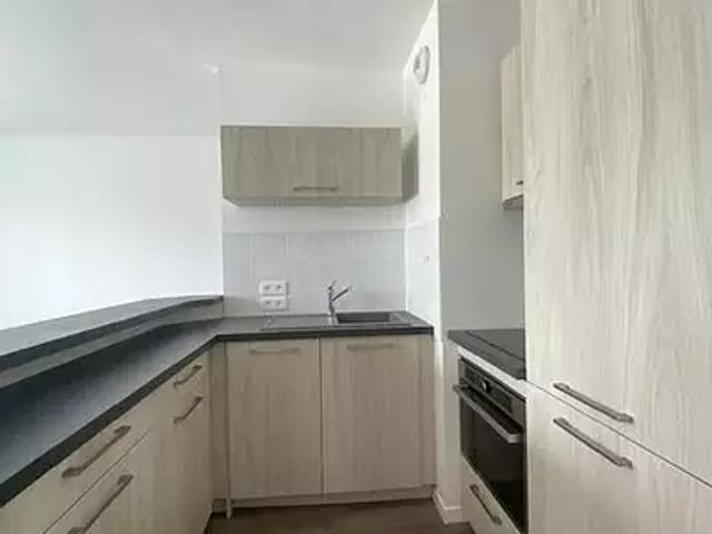 Villepinte 93420 Location appartement 3 pièces t3 au dernier étage terrasse