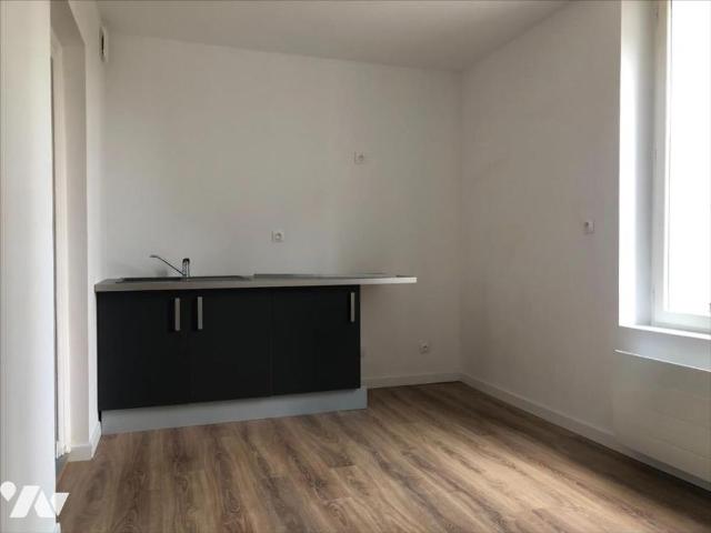 VILLEQUIER Appartement F3 A LOUER