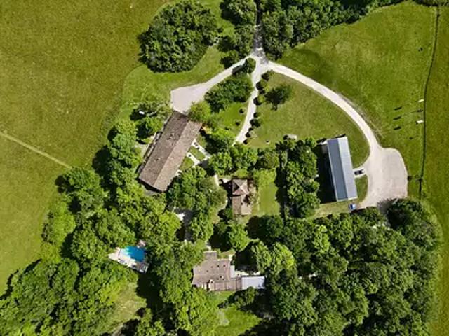 Villeréal 47210 Achat / Vente maison 25 pièces t25 au dernier étage piscine