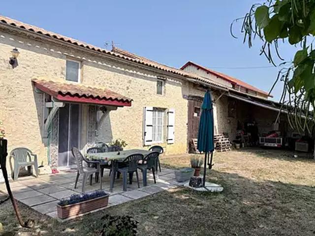 Villeréal 47210 Achat / Vente maison 5 pièces t5 au dernier étage jardin