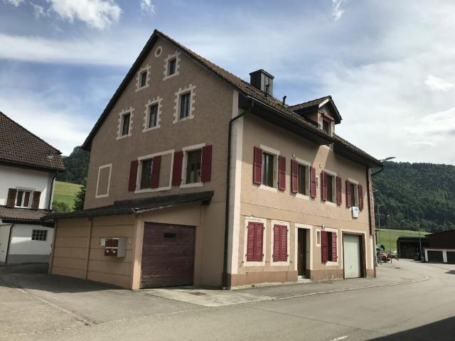 Villeret, appartement 1.5 pièces rénové et loué