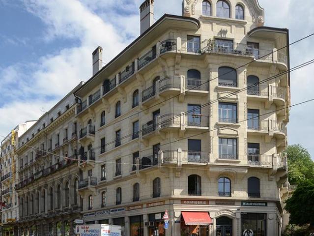 Villereuse Carrefour Villereuse 4 80 m2