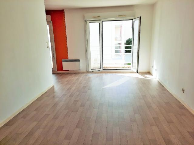 VILLERS LES NANCY STUDIO 31m2 AVEC PARKING AERIEN Vitavi Immobilier