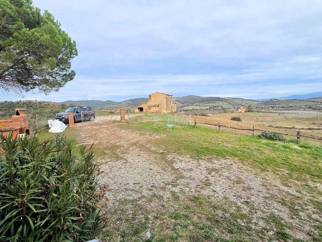 Villetta unifamiliare con ampio giardino e vista panoramica. 154m² Gavorrano