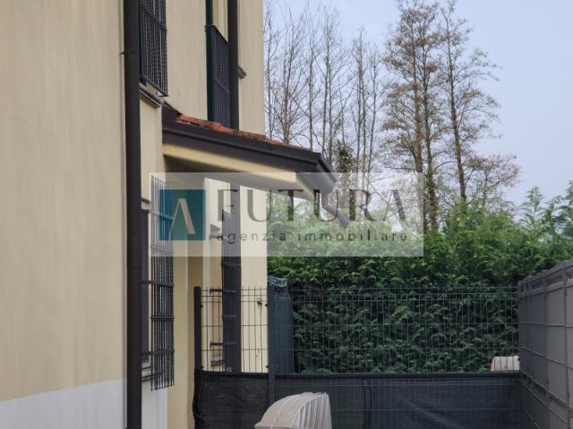 VILLETTA A SCHIERA