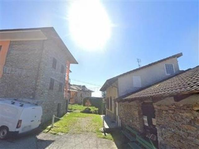 Villetta a schiera da ristrutturare di 411 mq