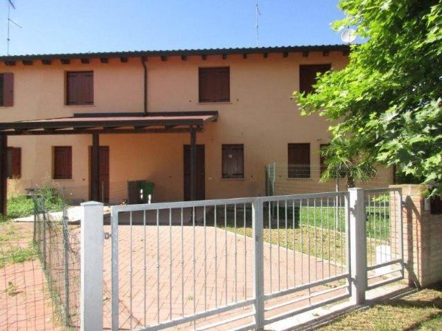 Villetta a schiera in affitto a Canaro RO