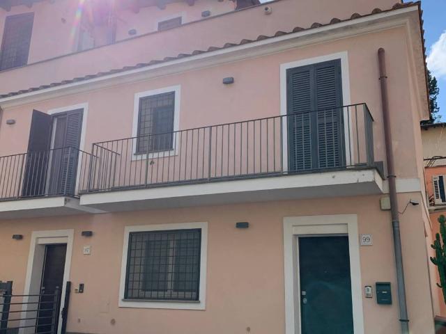 Villetta a schiera in affitto a Roma RM