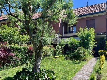 Villetta a schiera in affitto a Usmate Velate MB