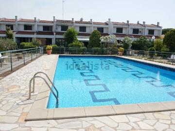 Villetta a schiera in affitto di 50 m² in Lungomare Italia, 160