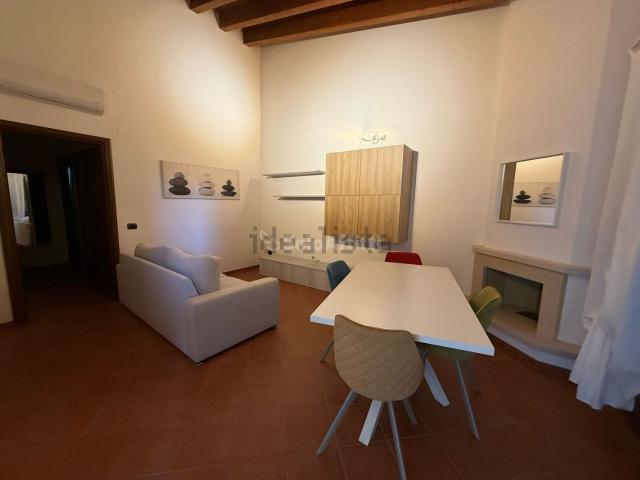 Villetta a schiera in affitto di 80 m² in Via Terre dei Consoli