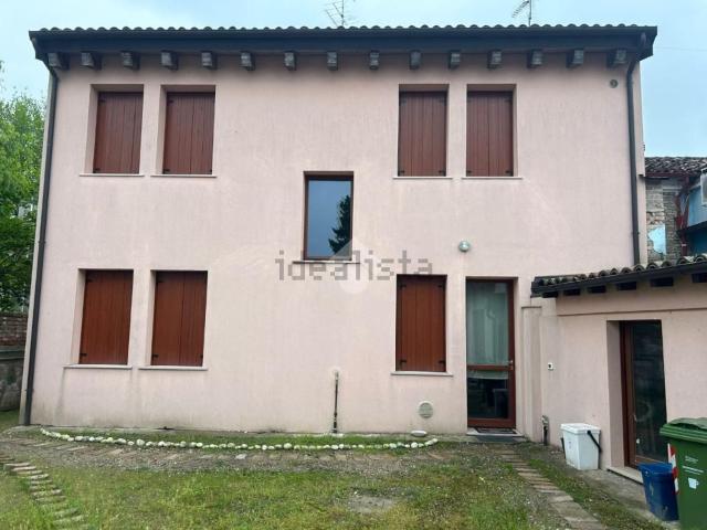 Villetta a schiera in affitto di 90 m² in Via Vittorio Veneto, 50