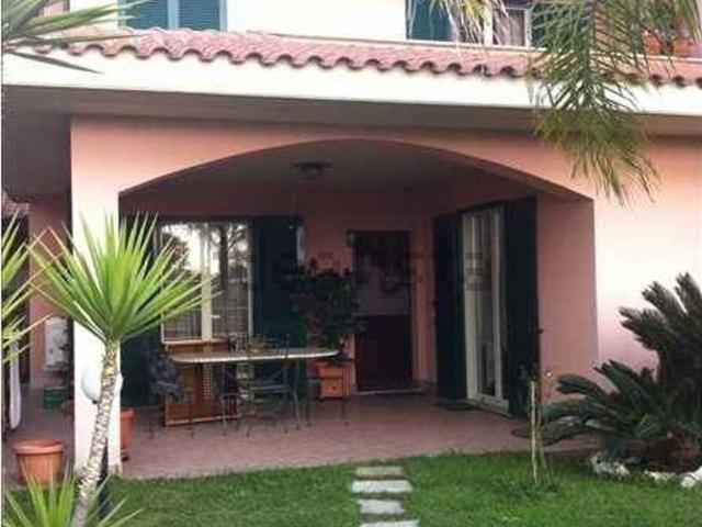 Villetta a schiera in affitto di 90 m² in Via Ombrone