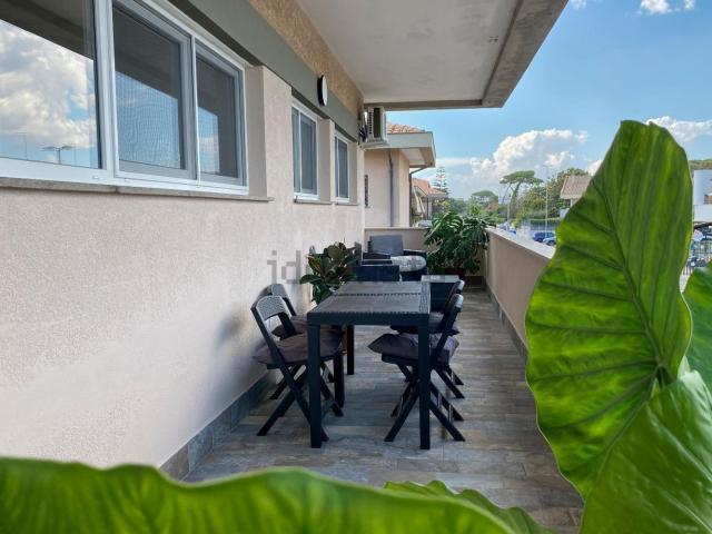 Villetta a schiera in affitto di 92 m² in Viale Nettuno, 140
