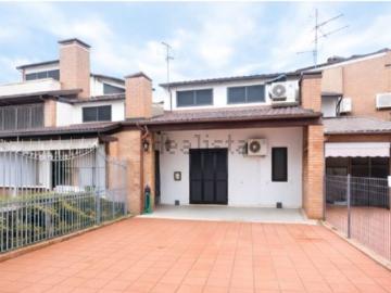 Villetta a schiera in affitto di 100 m² in Viale Bolivia