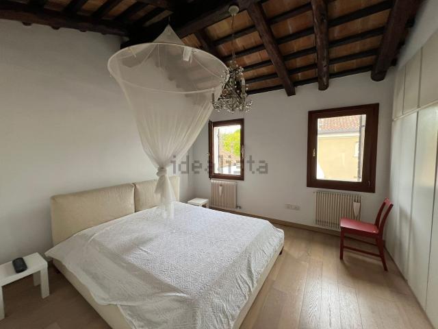 Villetta a schiera in affitto di 110 m² in Via dei Roveri, 22