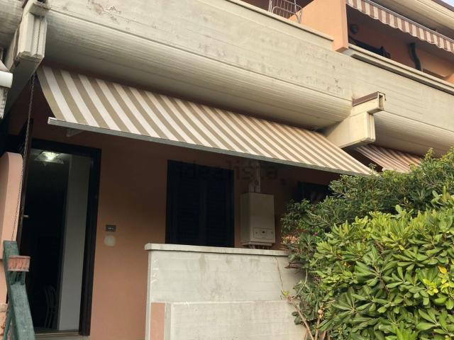 Villetta a schiera in affitto di 110 m² in Viale Roma, 383