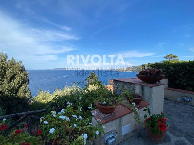 Villetta a schiera in affitto di 115 m² in Via Panoramica