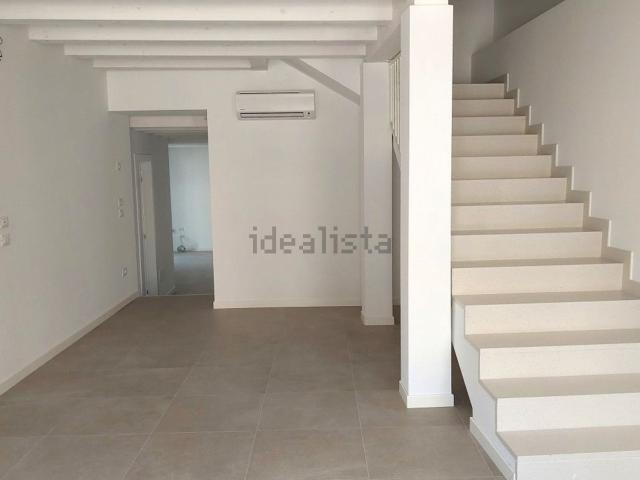 Villetta a schiera in affitto di 120 m²