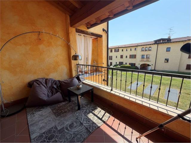 Villetta a schiera in affitto di 120 m² in Via Borghetto