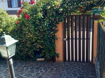 Villetta a schiera in affitto di 120 m² in Via Floro