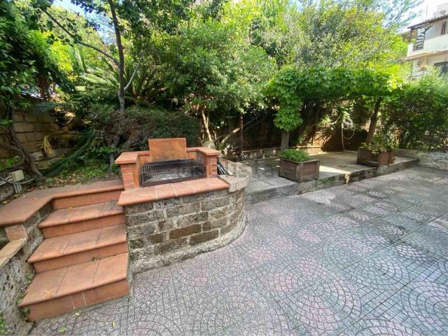 Villetta a schiera in affitto di 120 m² in Via Montenero, 32
