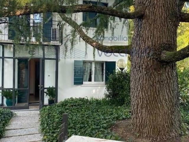 Villetta a schiera in affitto di 120 m² in Via Paolo Veronese