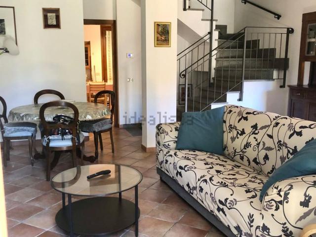 Villetta a schiera in affitto di 130 m²