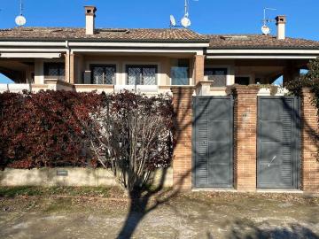 Villetta a schiera in affitto di 140 m² in Via Corrado Parona