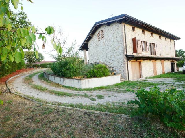 Villetta a schiera in affitto di 150 m²