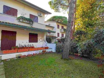 Villetta a schiera in affitto di 150 m²