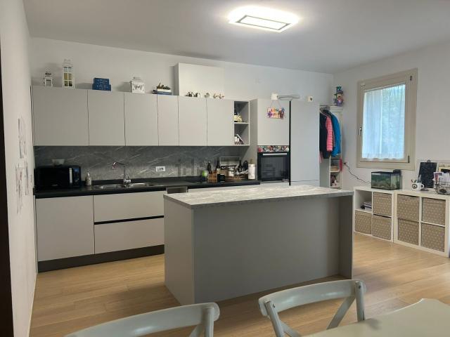 Villetta a schiera in affitto di 160 m²