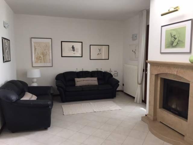 Villetta a schiera in affitto di 180 m²