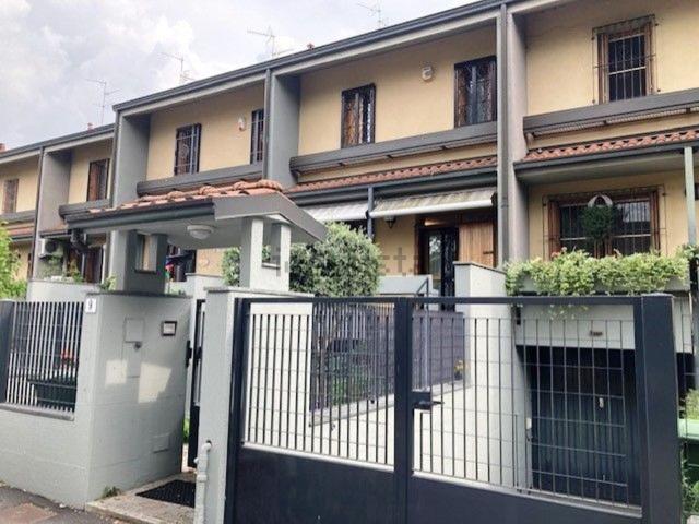 Villetta a schiera in affitto di 180 m² in Via Giacomo Puccini, 9