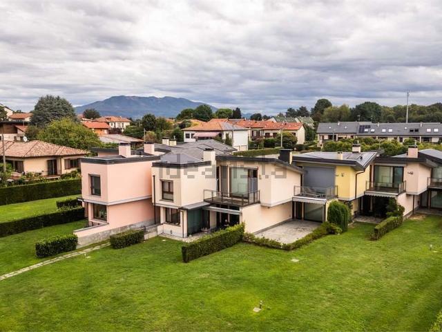 Villetta a schiera in affitto di 180 m² in Via Luigi Cadorna, 46