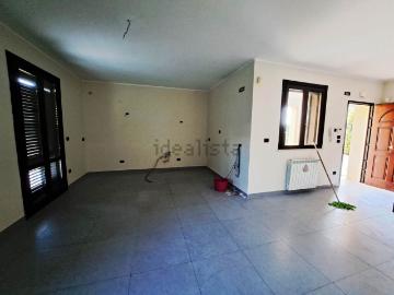 Villetta a schiera in affitto di 180 m² in Via Monte Cervino