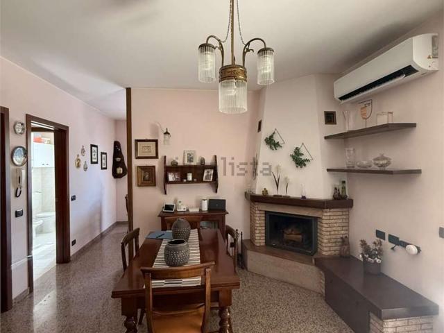 Villetta a schiera in affitto di 180 m² in Via Milano, 15