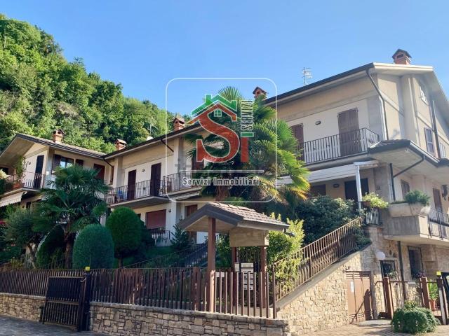 Villetta a schiera in affitto di 180 m² in Via San Bernardino, 38