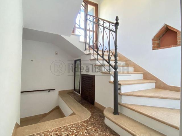 Villetta a schiera in affitto di 200 m²