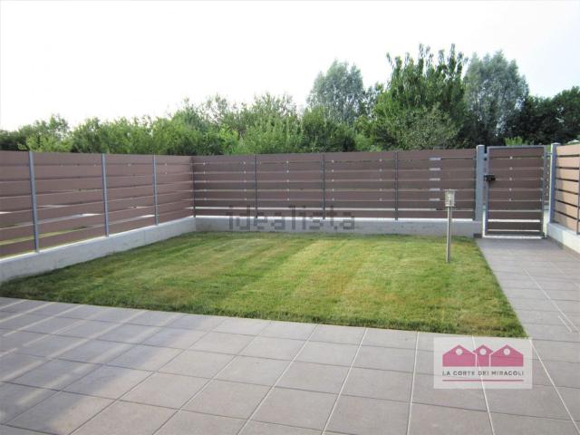 Villetta a schiera in affitto di 200 m²